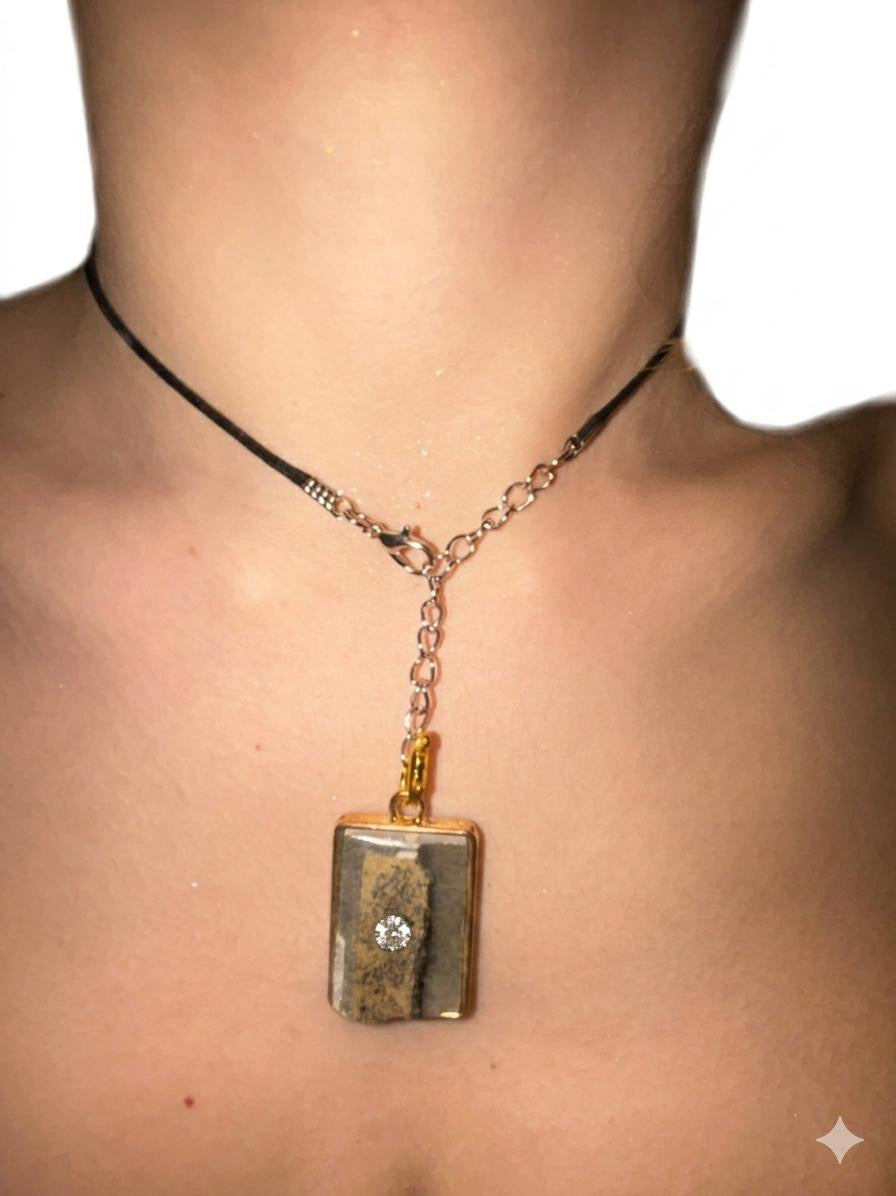 Collana Ossidiana con ricamo  di Langa